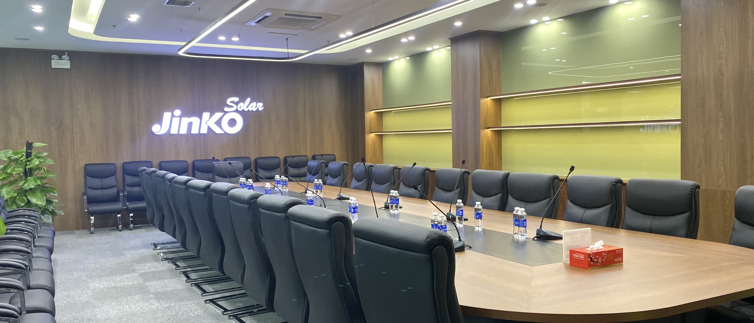 Thiết kế nội thất phòng họp khu công nghiệp JinkoSolar